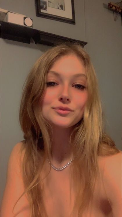 s3xyl3xi2468 OnlyFans picture