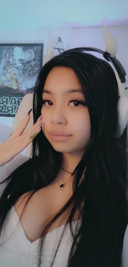aznthotiana OnlyFans picture