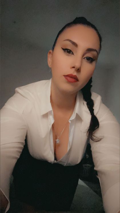 spoiledelara OnlyFans picture