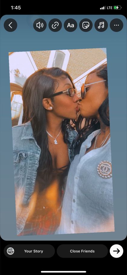 gorgeouswives02 OnlyFans picture