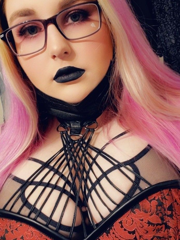 outwardhealer98 OnlyFans profile picture