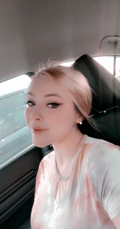 bethanyjaskols OnlyFans picture