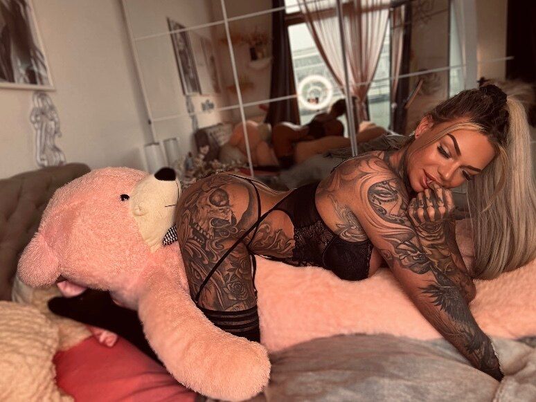 ts-miadeluxxe OnlyFans profile picture