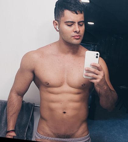 maxzeyh OnlyFans picture