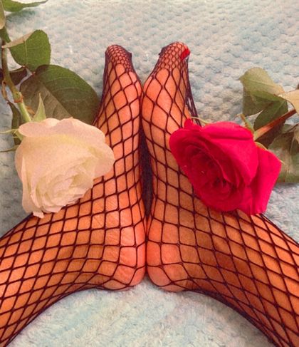 azizas.feetopia OnlyFans picture