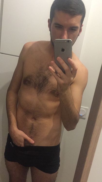 alex44000 OnlyFans picture
