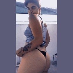 yaz_servidio1 OnlyFans picture
