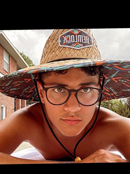thegarro OnlyFans picture