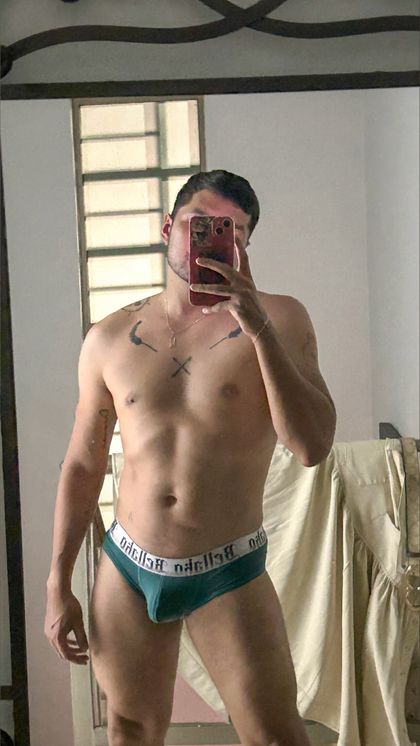 a_r_y98 OnlyFans picture
