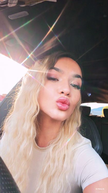 blondechatte OnlyFans picture