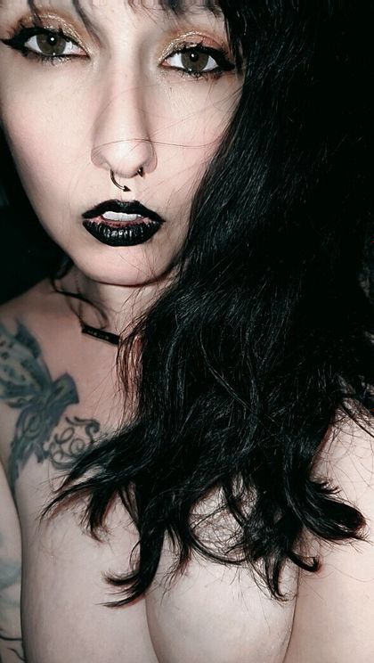 lustfulfaerie OnlyFans picture