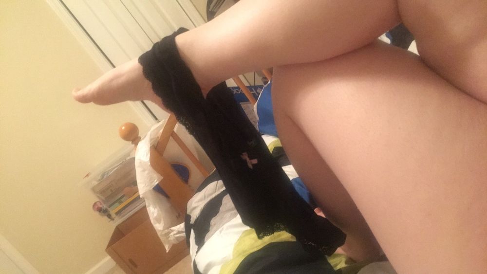littlemissred2 OnlyFans profile picture
