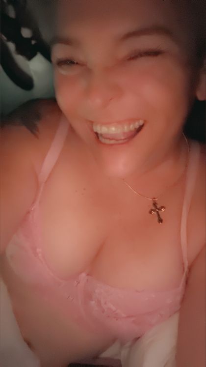 neojulie OnlyFans picture
