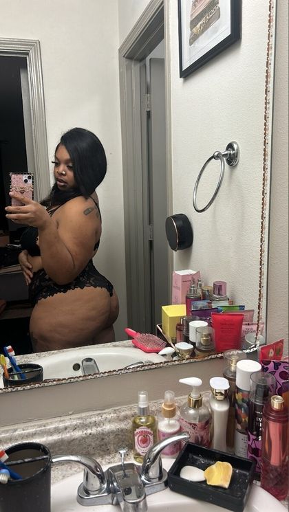 prettyreddiamondd OnlyFans picture
