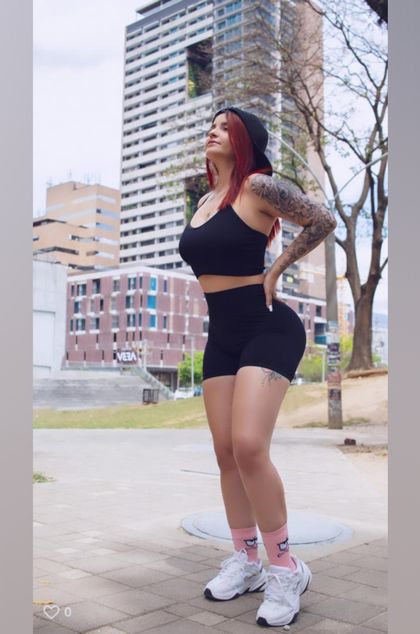 antonella_rossi OnlyFans picture