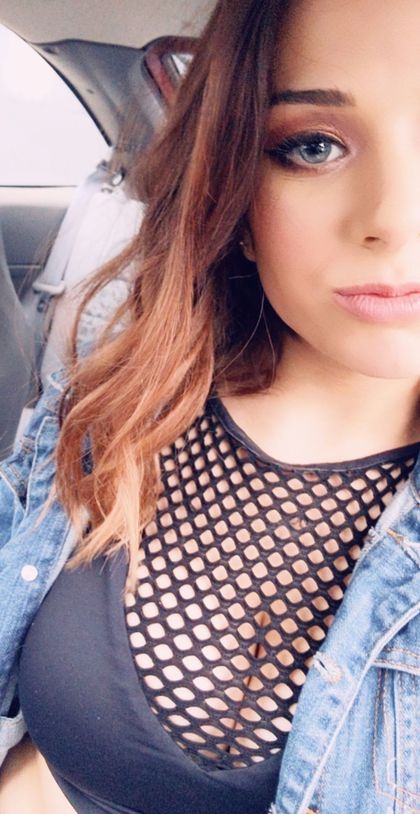 queen2at OnlyFans picture