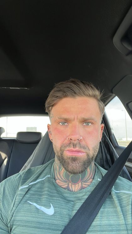 itsmrhandsomeee OnlyFans picture