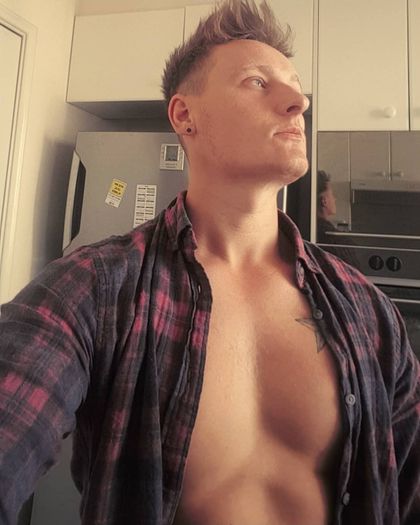 u228809089 OnlyFans picture