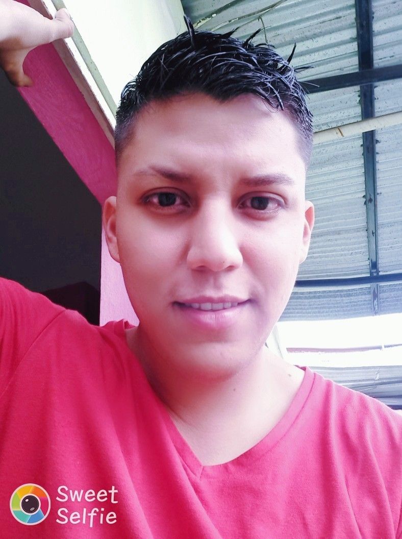 latinoecu OnlyFans profile picture