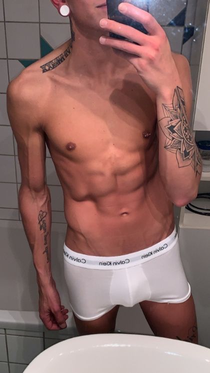 u71209440 OnlyFans picture