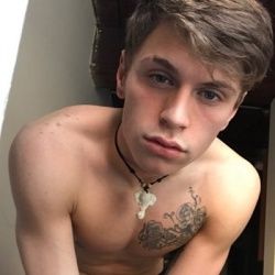troyaccola OnlyFans picture