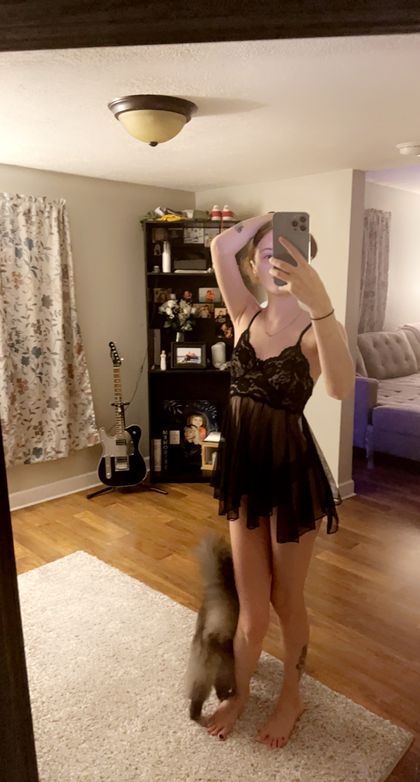 miradannielle OnlyFans picture