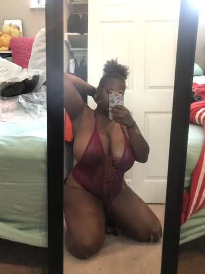 stacitobusty OnlyFans picture