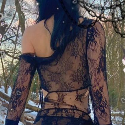 develline OnlyFans picture
