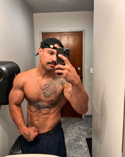 zaylifts OnlyFans picture