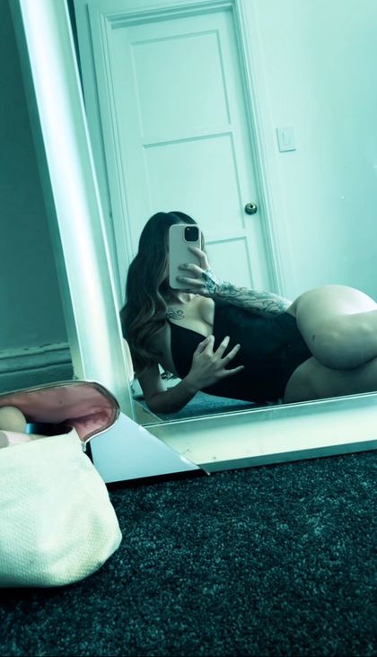glitt3r3 OnlyFans picture