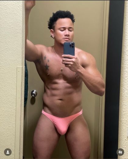 valentinooficial OnlyFans picture