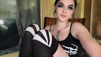lolacola77 OnlyFans picture