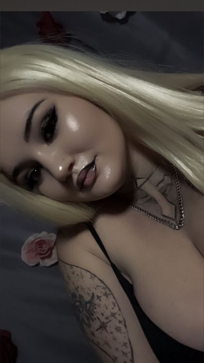 curvybbwloll OnlyFans picture
