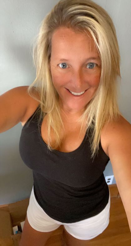 momma42 OnlyFans picture