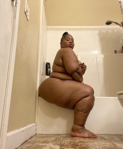 juicy60inassbbw OnlyFans picture