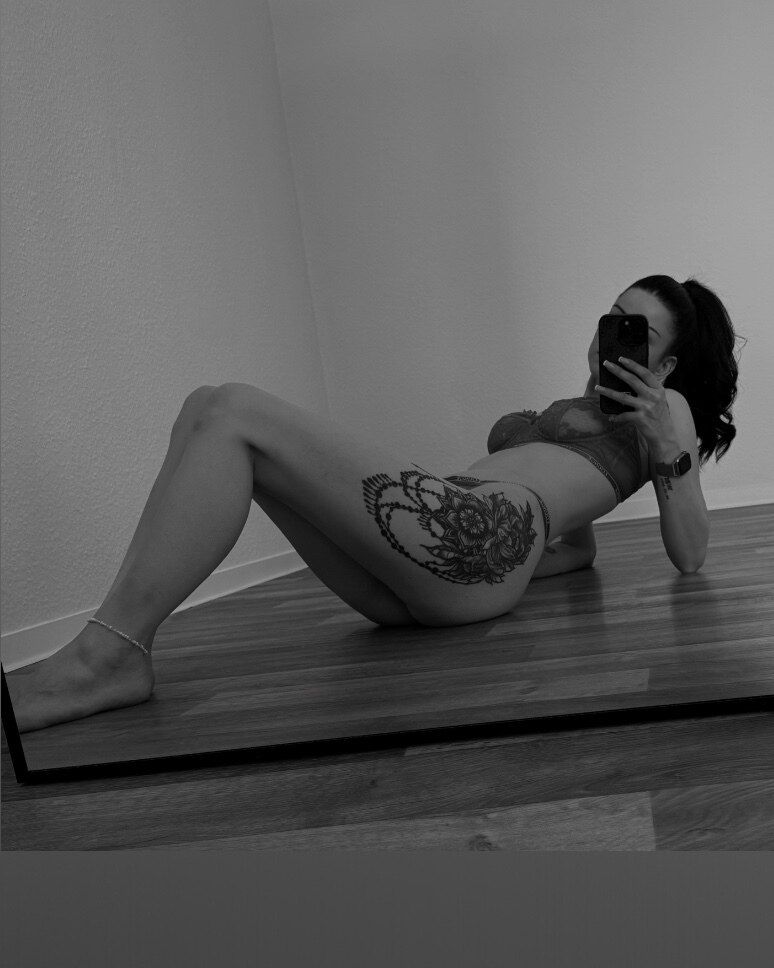 luvinalishes OnlyFans profile picture