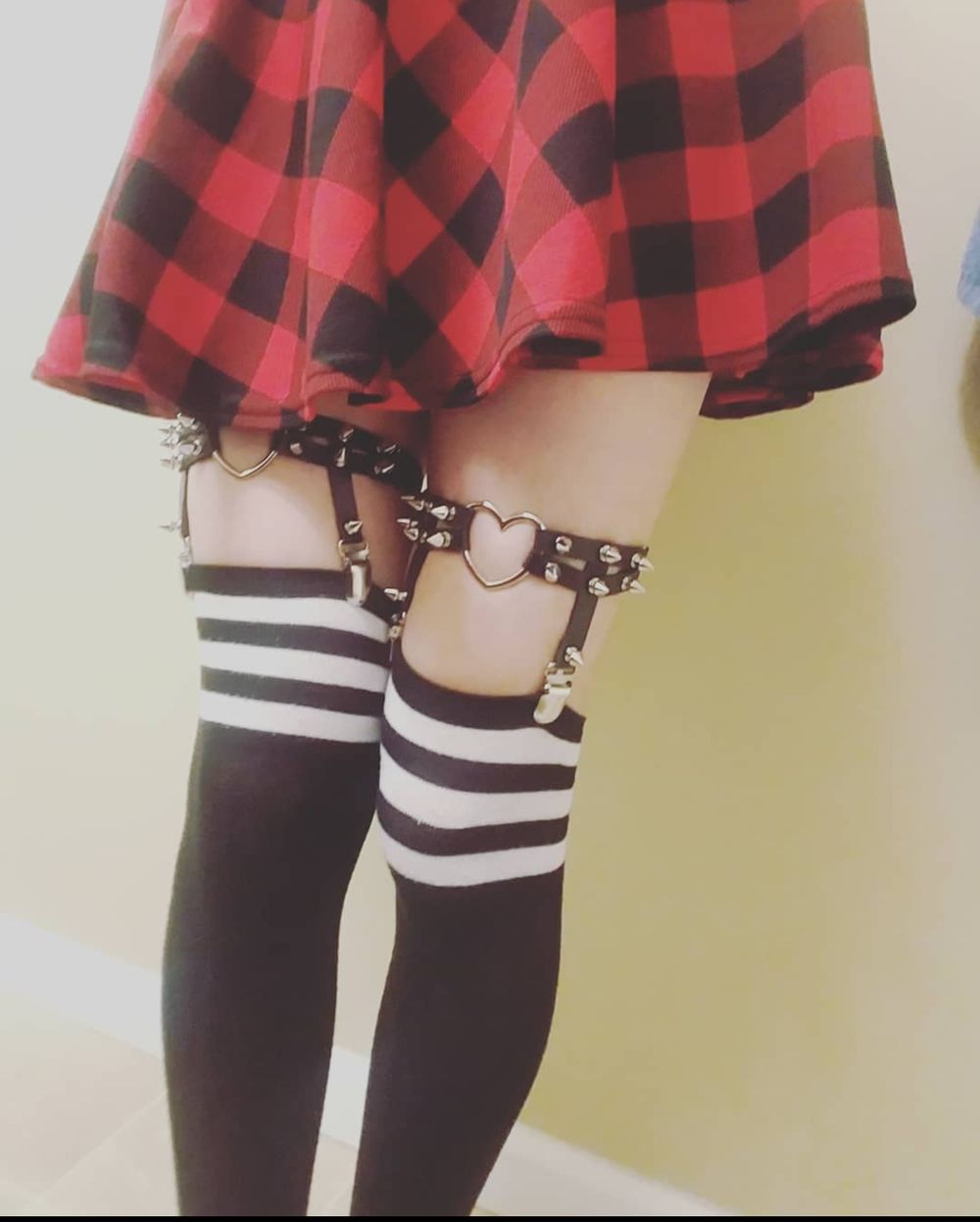 femboykneesocks OnlyFans profile picture