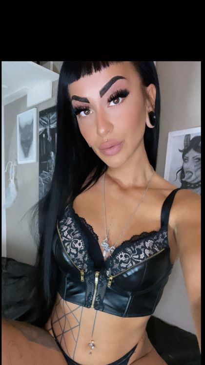 inkedtracy OnlyFans picture