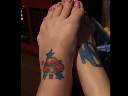 twotattedfeet OnlyFans picture