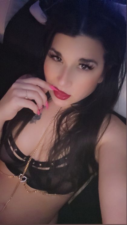 cherrylips6x6 OnlyFans picture