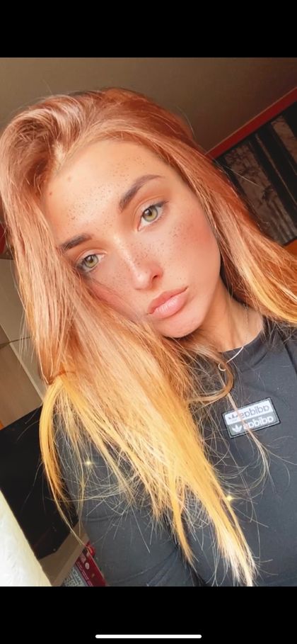 zzena OnlyFans picture