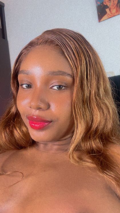 soysophien OnlyFans picture