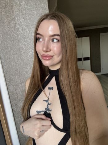 juliabloomy OnlyFans Free Trial XXX Photos FansMetrics com 