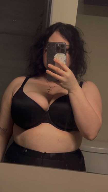spicyvivii OnlyFans picture