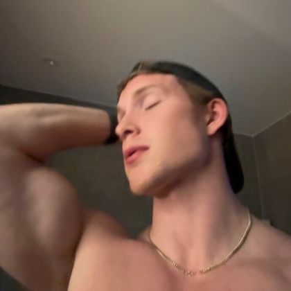 victoreidefitness OnlyFans picture