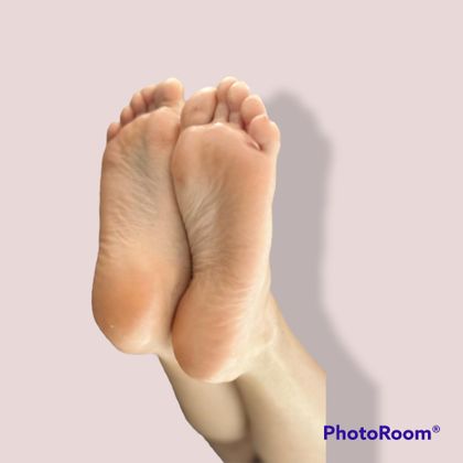 feetmydesiree OnlyFans picture