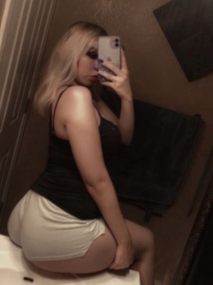 yxu.whxre OnlyFans picture