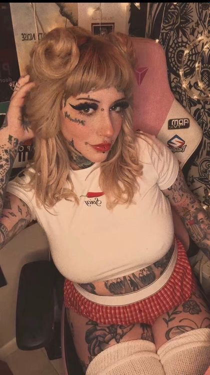 poppunktears OnlyFans picture
