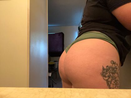 brunettbabee OnlyFans picture