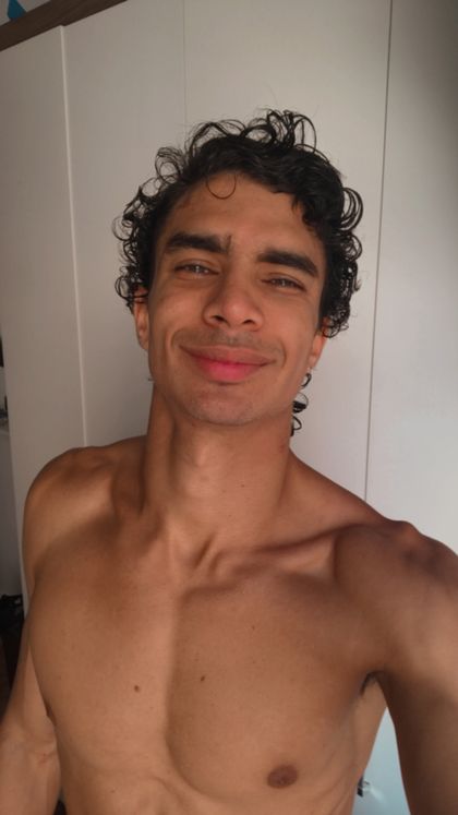 intenseyoung OnlyFans picture